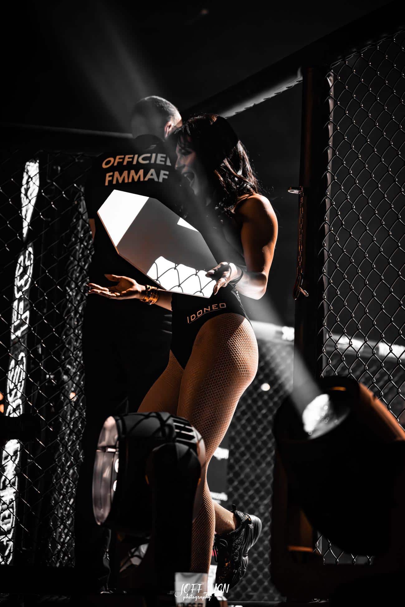 Ring girl pour événement MMA Nouvelle-Aquitaine Ring girl pour événement MMA Nouvelle-Aquitaine